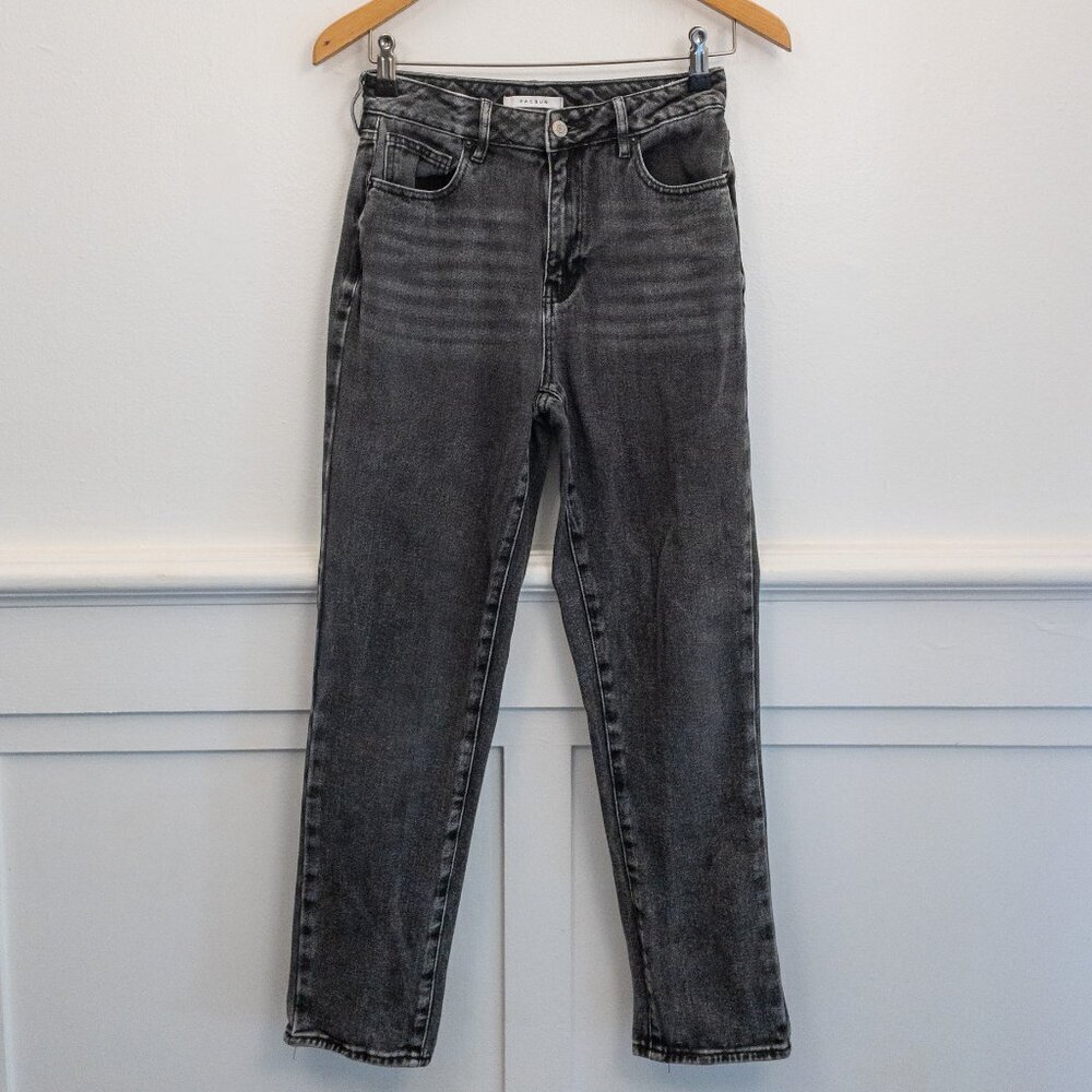 Pacsun High-Waisted Mom Jeans | Size 26 | Faded Black Vintage Wash - Picture 2 of 4